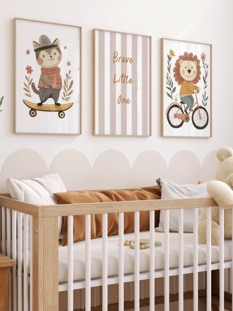 Minimalistyczny napis 'Brave Little One' Minimalistyczny napis 'Brave Little One'
